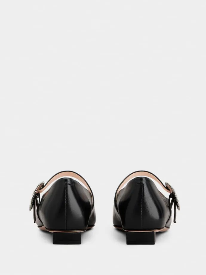 Roger Vivier Belle Vivier Mary Janes in leather Clearance