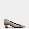 Roger Vivier Belle Vivier Pumps in patent leather Hot