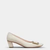 Roger Vivier Belle Vivier Pumps in patent leather Online