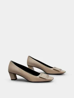 Roger Vivier Belle Vivier Pumps in patent leather Hot