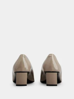 Roger Vivier Belle Vivier Pumps in patent leather Hot