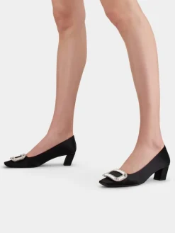 Roger Vivier Belle Vivier Pumps in satin Clearance