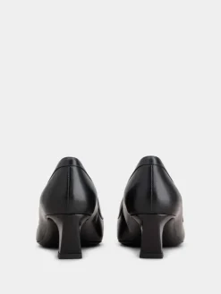 Roger Vivier Trompette Pumps in leather Sale