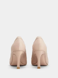 Roger Vivier Trompette Pumps in leather Hot