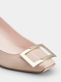 Roger Vivier Trompette Pumps in patent leather Sale