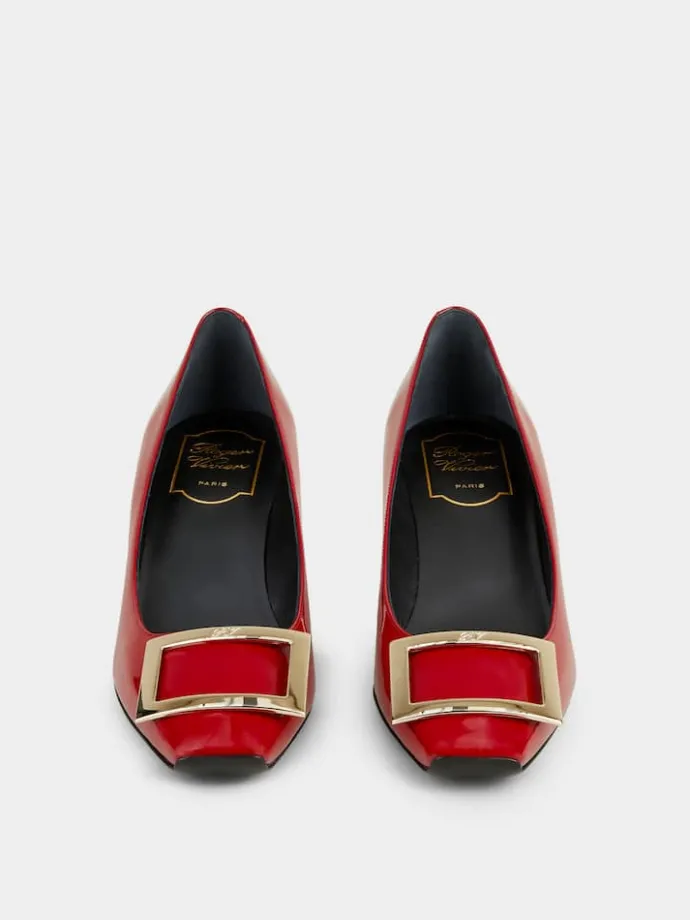 Roger Vivier Trompette Pumps in patent leather New