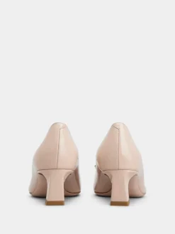 Roger Vivier Trompette Pumps in patent leather Sale