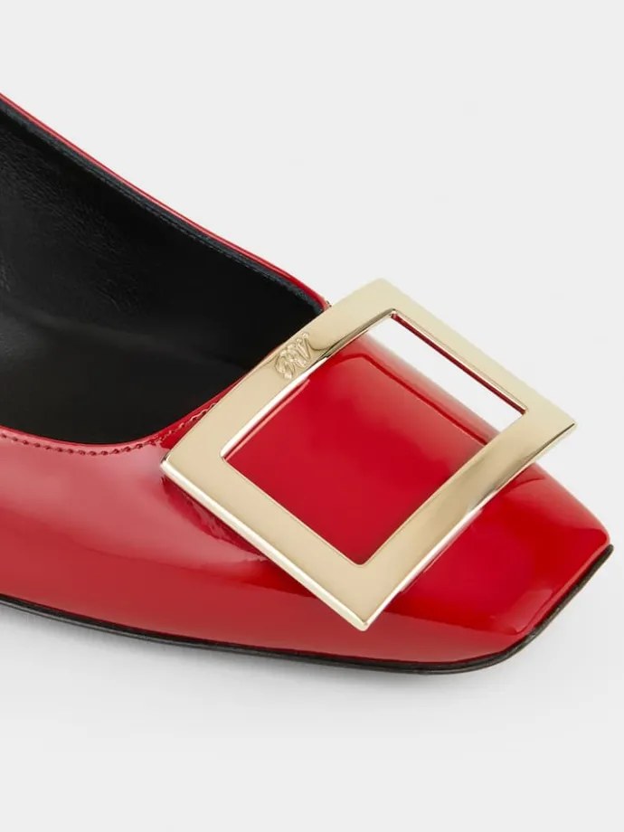 Roger Vivier Trompette Pumps in patent leather New