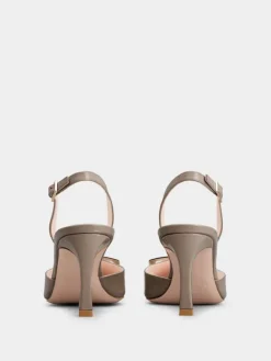Roger Vivier Trompette Slingback Pumps in patent leather Hot