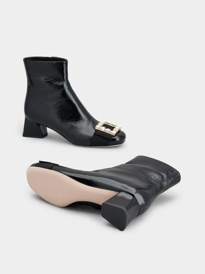 Roger Vivier Très Vivier Booties in patent leather Outlet