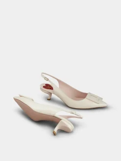 Roger Vivier Virgule Slingback Pumps in patent leather Hot