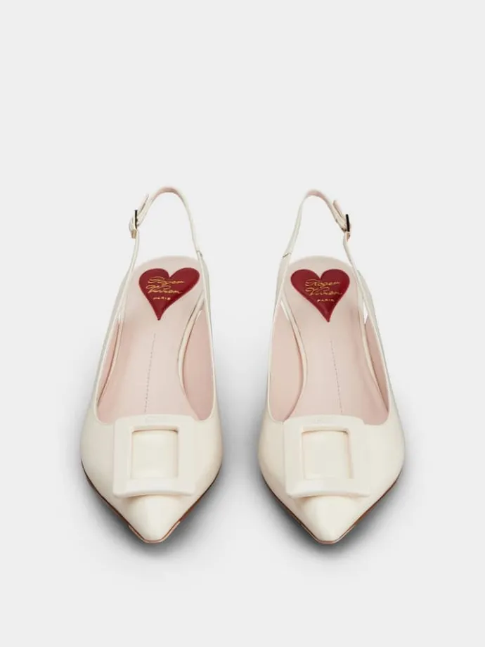 Roger Vivier Virgule Slingback Pumps in patent leather Hot