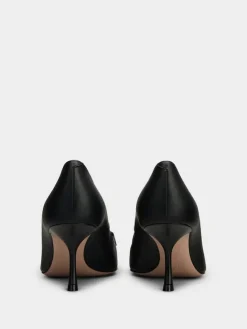 Roger Vivier Viv’ In The City Pumps in leather Fashion