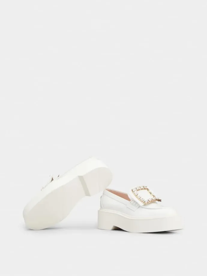 Roger Vivier Viv' Rangers Loafers in leather Online